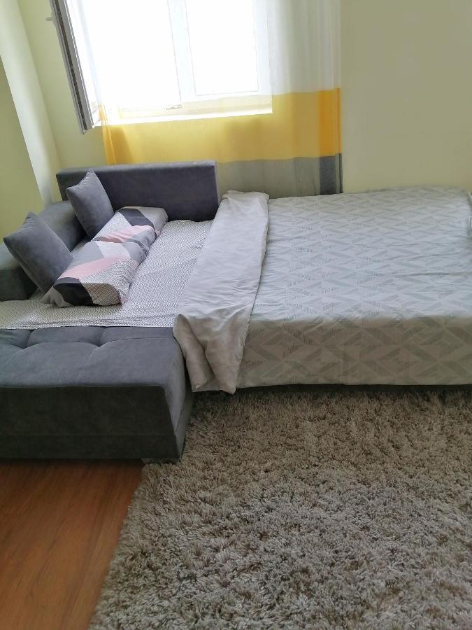 Nikas Apartman Donji Milanovac Buitenkant foto